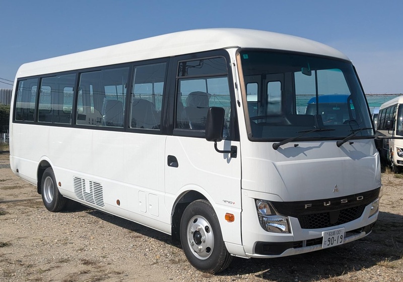 APEXi × 中京車体 ROSA