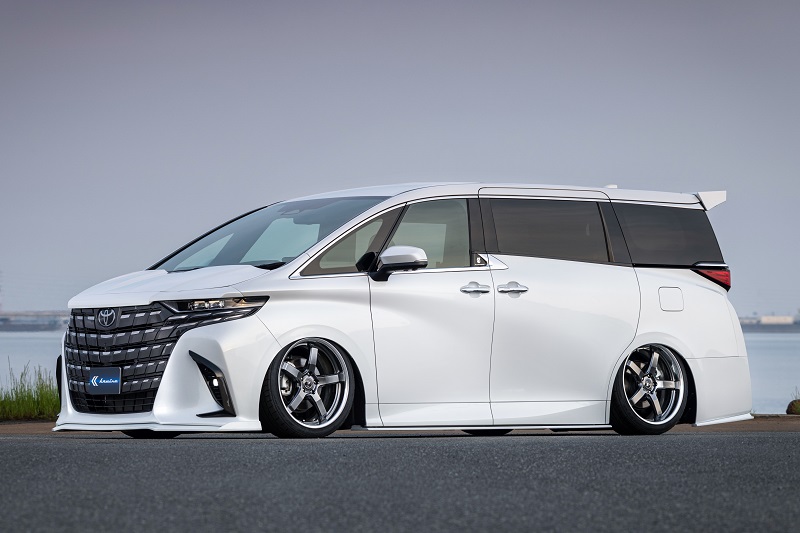 KRUISE KR-40ARR ALPHARD