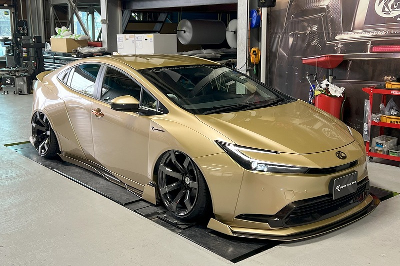 PRIUS 60R-GTW WIDE BODY